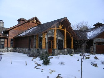Lakefront Lodge 2